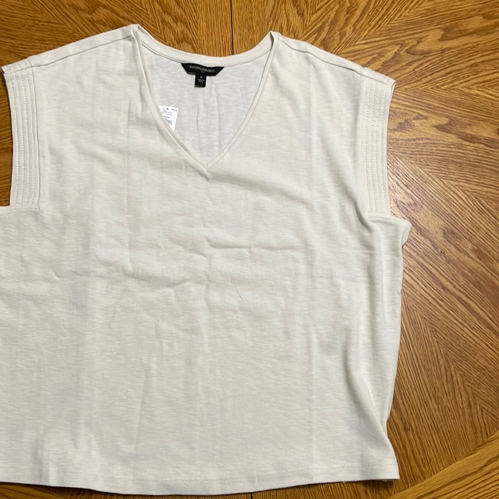 NWT Banana Republic off white top size small